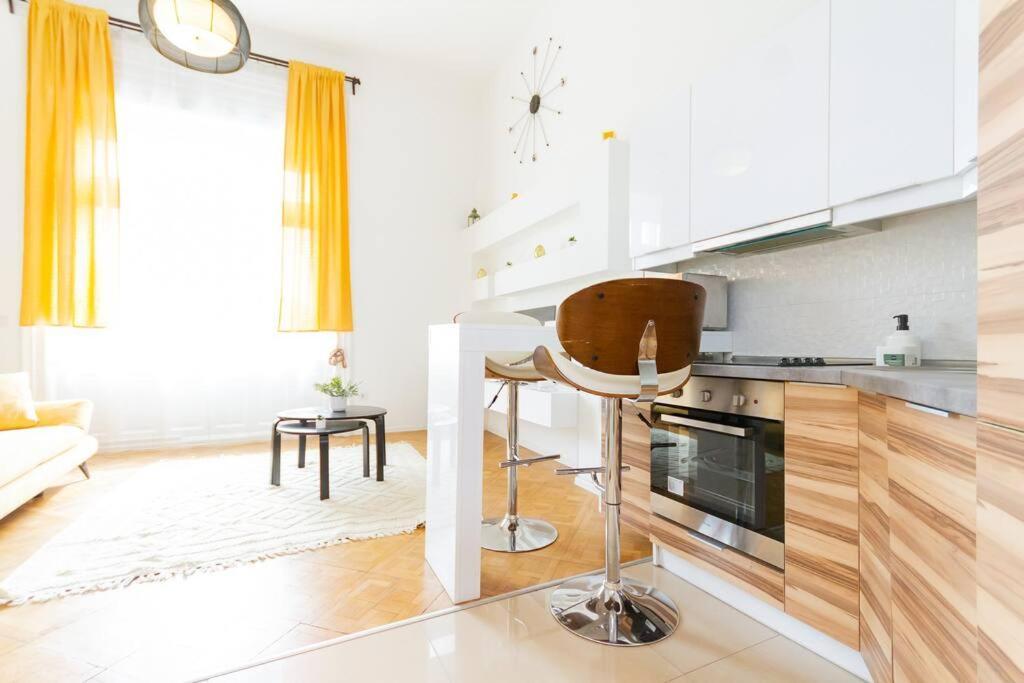 Bright Design Riverside Studio By Nw Budapest Exterior foto