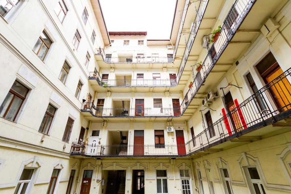 Bright Design Riverside Studio By Nw Budapest Exterior foto